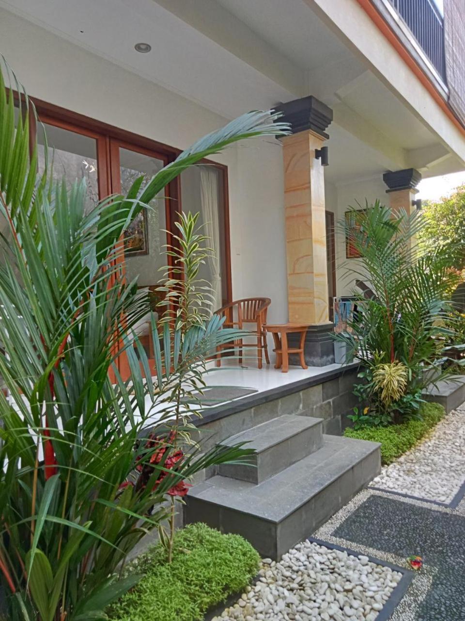 Lavista Guesthouse ウブド エクステリア 写真